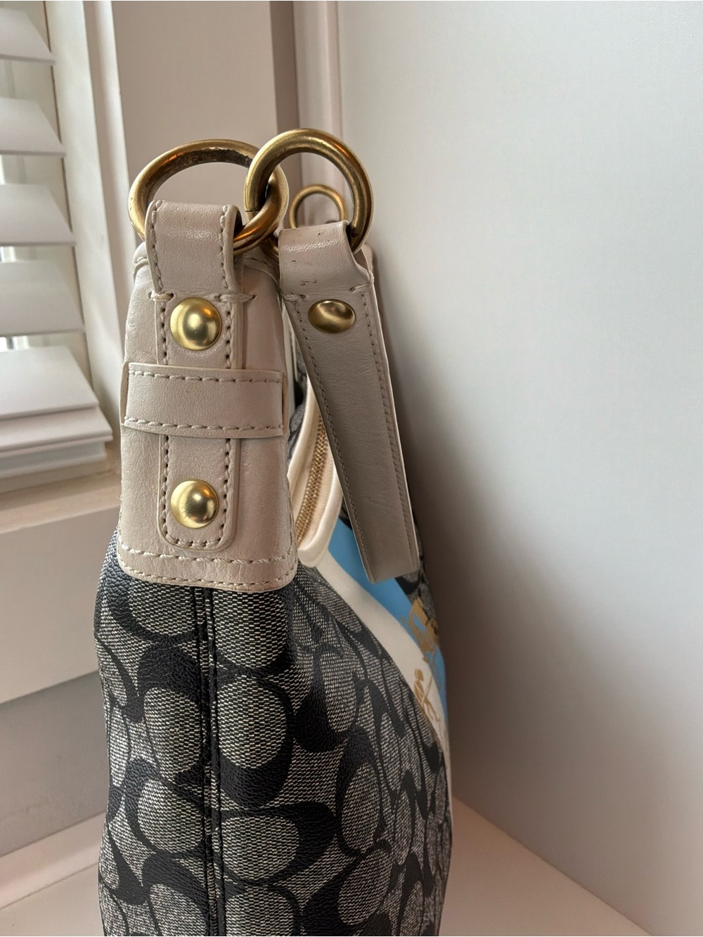 Vintage Coach Heritage Stripe Hobo (Style 13193) - Picture 11 of 16